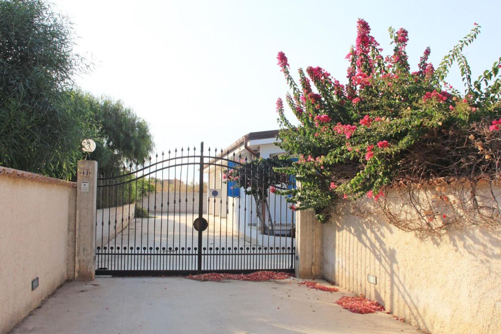 Villa Soleado, Marzamemi - Sea Front Villa ريتاني المظهر الخارجي الصورة